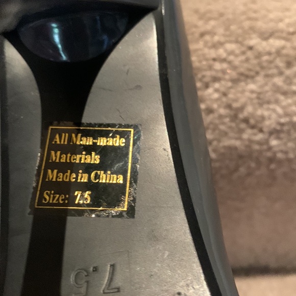 Super SEXY gray stiletto pointy toe 4” pumps from WET SEAL. Size 7.5. - Picture 8 of 9